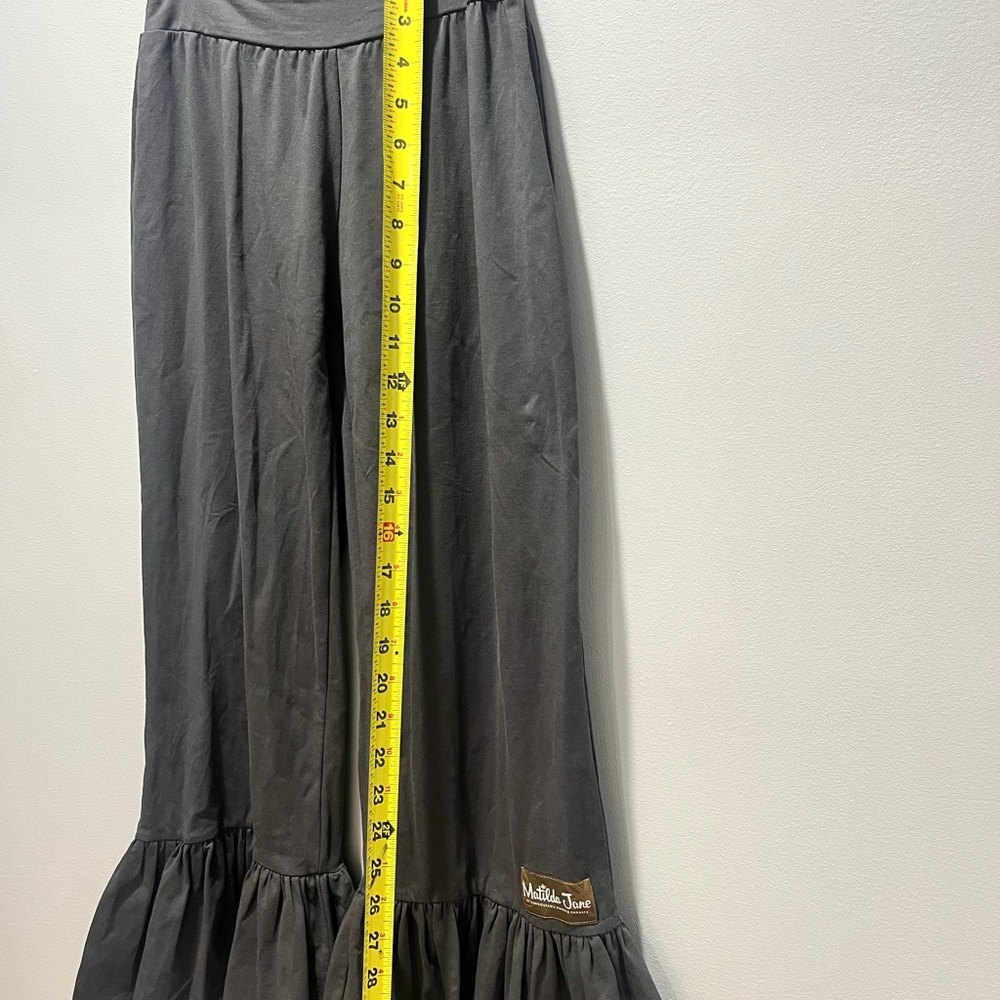 Matilda Jane Big Ruffle Pull On Pants Gray Womens Size XS - Picture 4 of 10